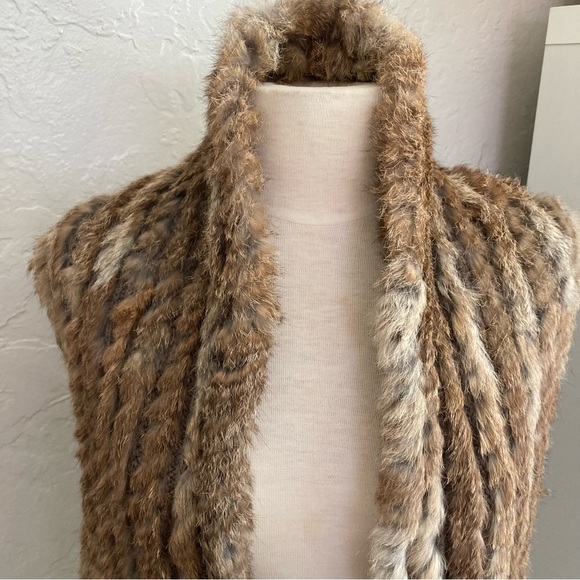AUTHENTIC Marc by Marc Jacobs rabbit-fur vest (OS) - Picture 8 of 8